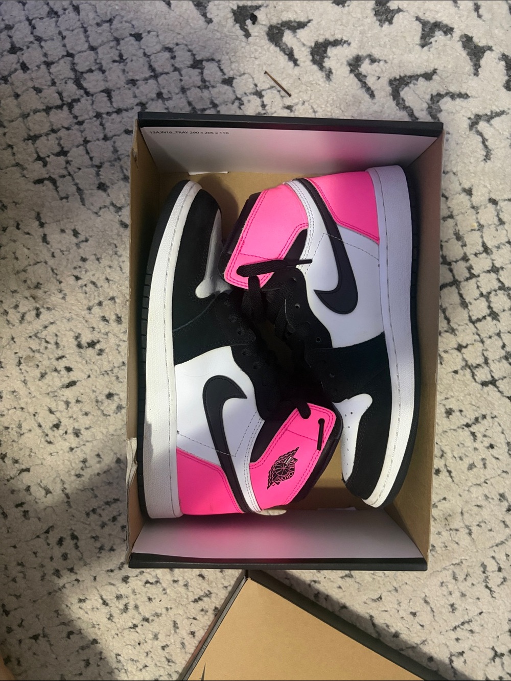 Nike Jordan 1 Retro High OG Valentine’s day Edition (2017) (GS)